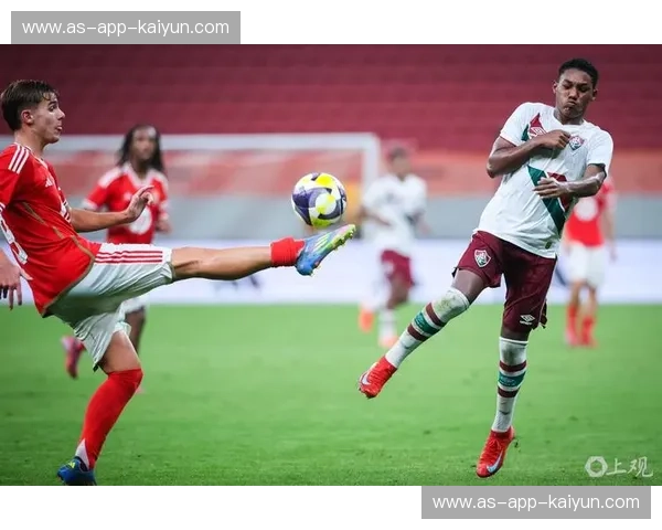 烈焰樱花碰撞桑巴铁军：大冠军杯上，日本与巴西的宿命之约