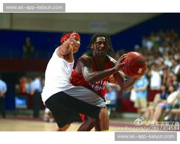 街头篮球的巅峰对决:吴悠的“中国风”与罗斯的“风城玫瑰” 街头篮球的巅峰对决:吴悠的“中国风”与罗斯的“风城玫瑰”